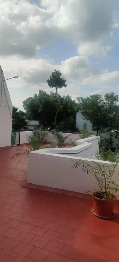 Ferienwohnung Coral Shelters Kochadai Madurai Exterior foto